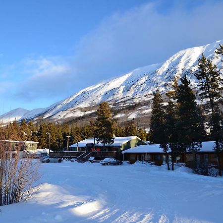 Spirit Lake Lodge Whitehorse Exterior photo