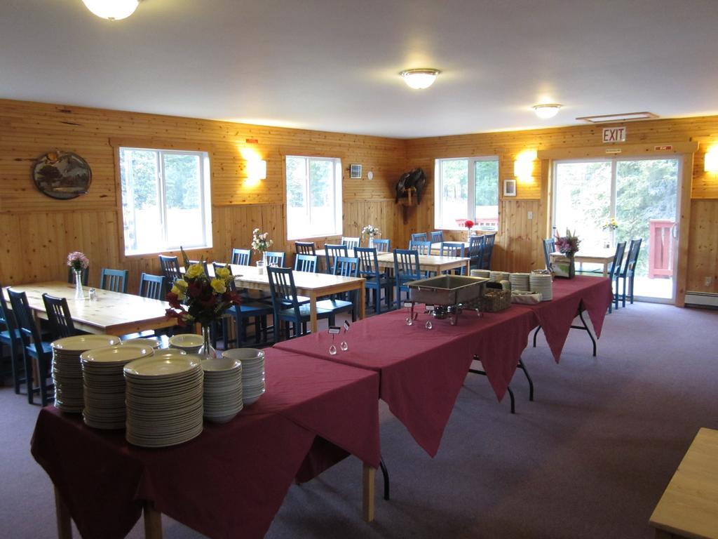 Spirit Lake Lodge Whitehorse Exterior photo