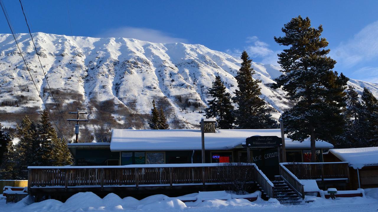 Spirit Lake Lodge Whitehorse Exterior photo