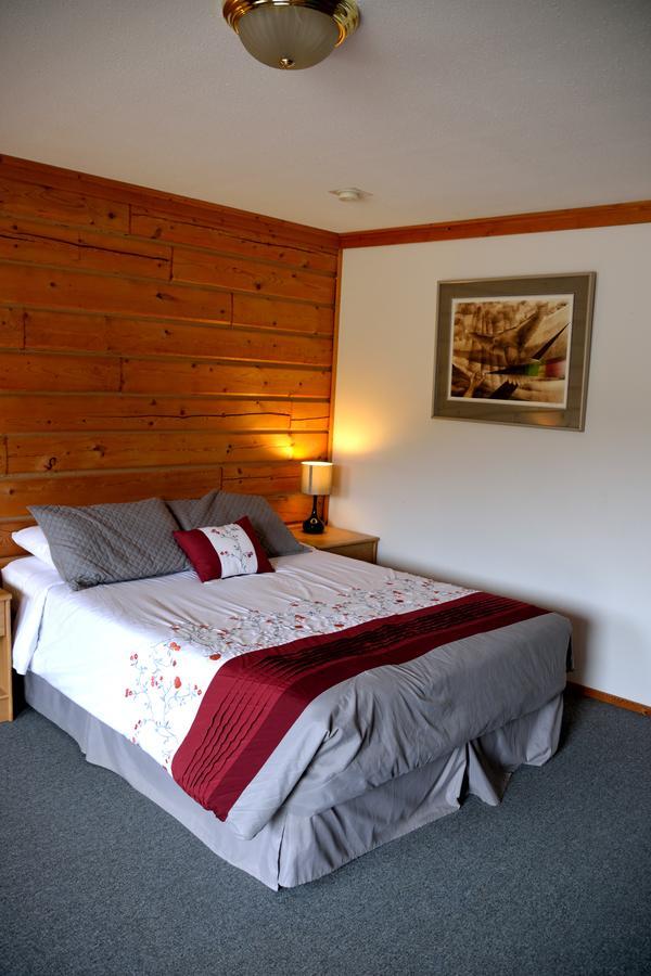 Spirit Lake Lodge Whitehorse Exterior photo