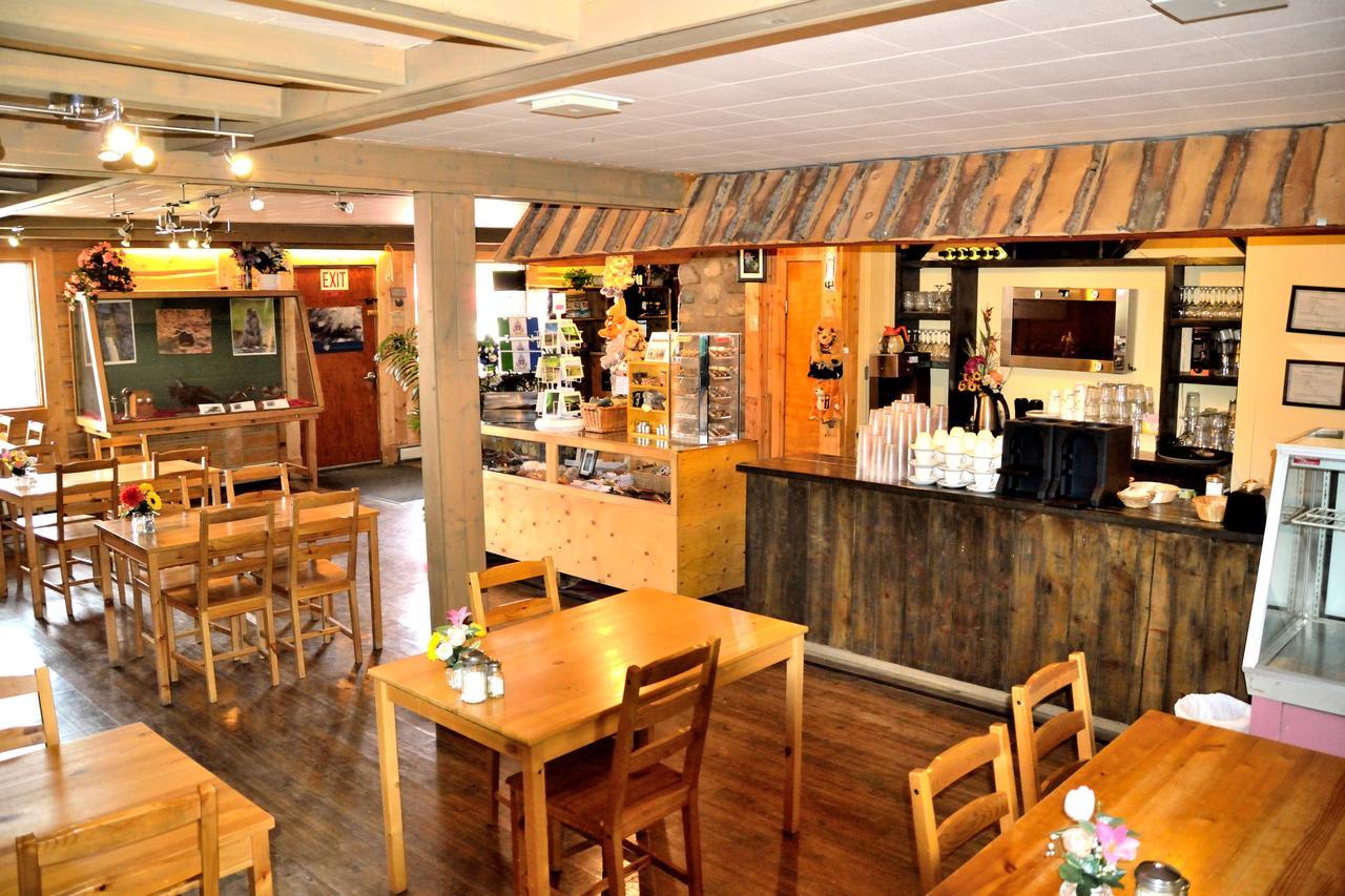 Spirit Lake Lodge Whitehorse Exterior photo