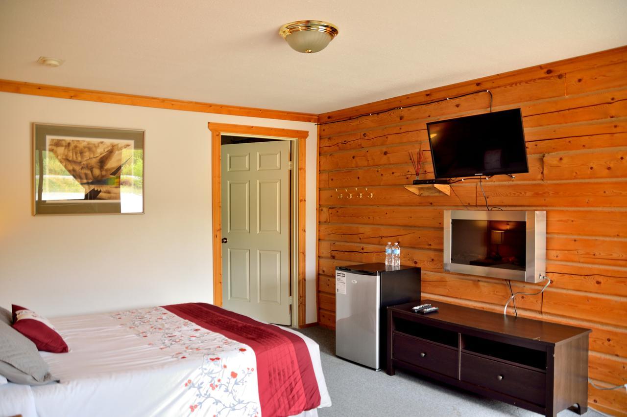Spirit Lake Lodge Whitehorse Exterior photo