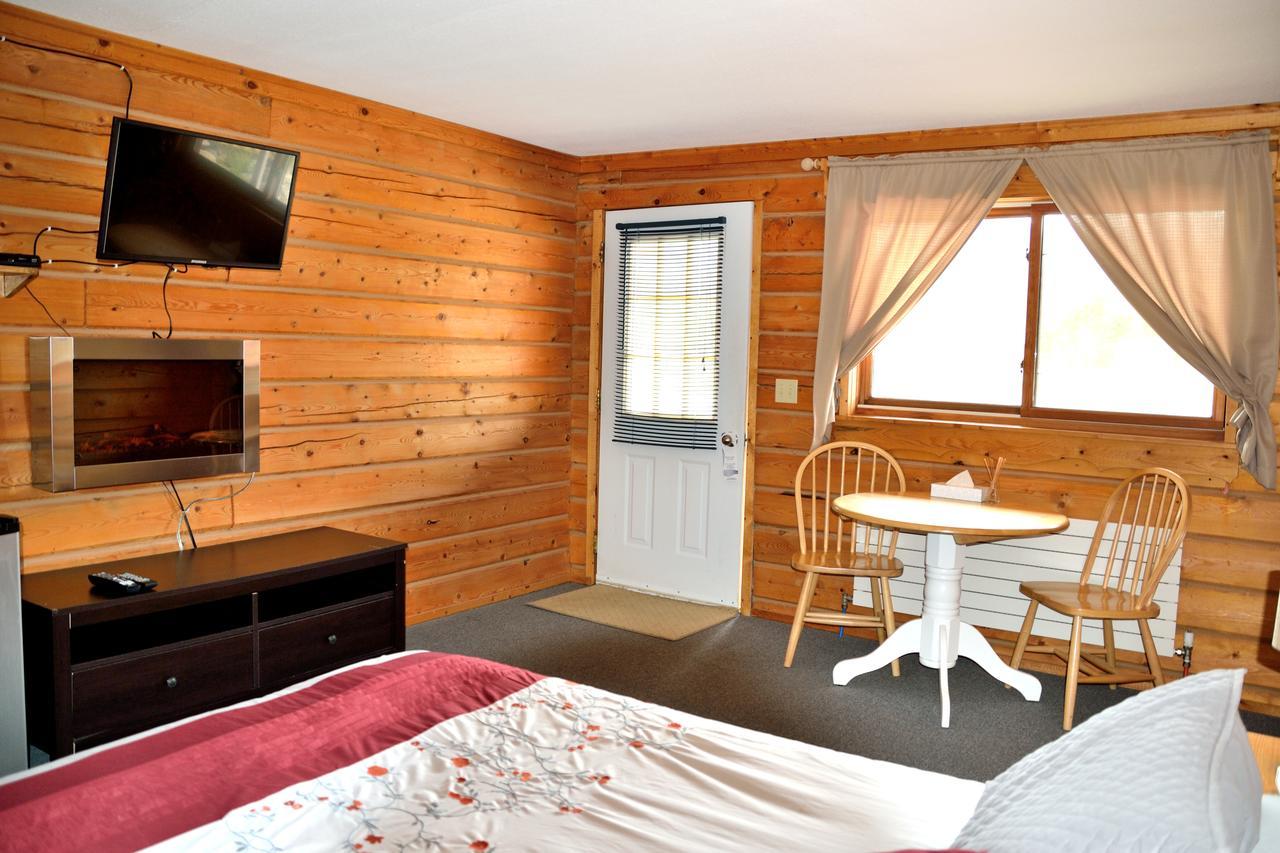 Spirit Lake Lodge Whitehorse Exterior photo